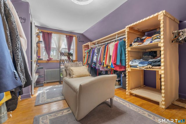 10 Barraclough Avenue, Hamden, CT 06517