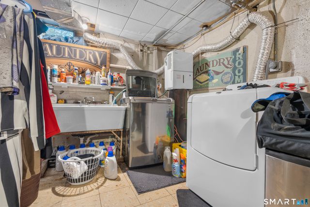 10 Barraclough Avenue, Hamden, CT 06517