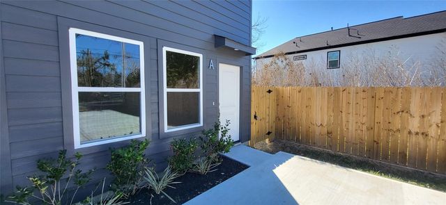 1033 North Lane A, Houston, TX 77088