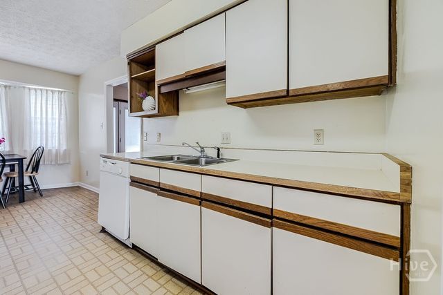 906 Mill Stream Court, Savannah, GA 31419