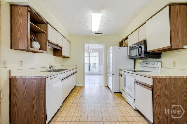 906 Mill Stream Court, Savannah, GA 31419