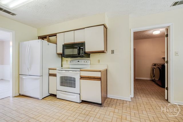 906 Mill Stream Court, Savannah, GA 31419