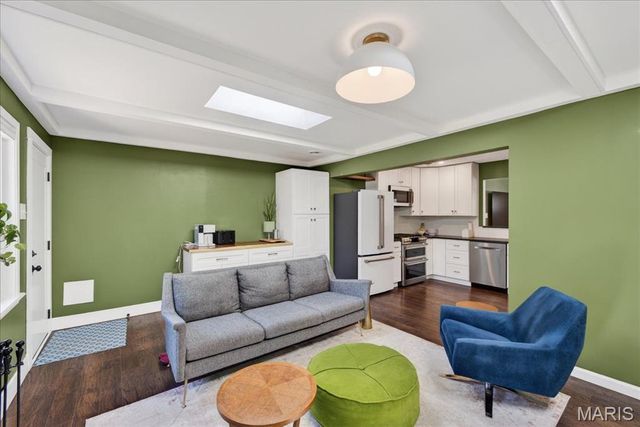 128 Embassy Lane, St Louis, MO 63122