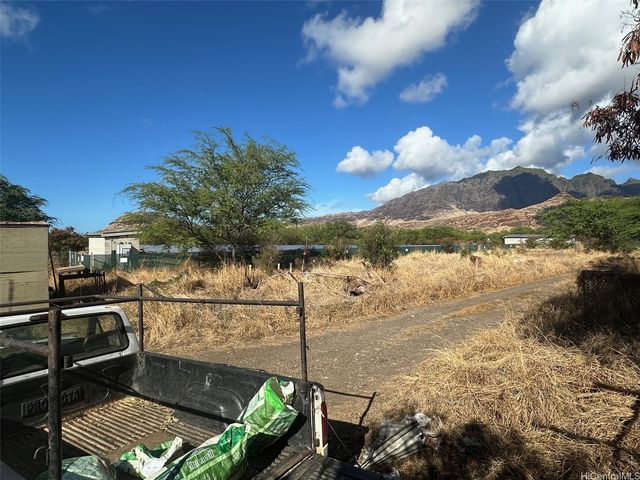 86-842 Lualualei Homestead Road, Waianae, HI 96792