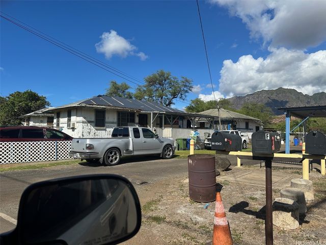 86-842 Lualualei Homestead Road, Waianae, HI 96792