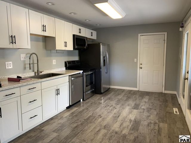 122 Deauville Lane, Pueblo, CO 81005
