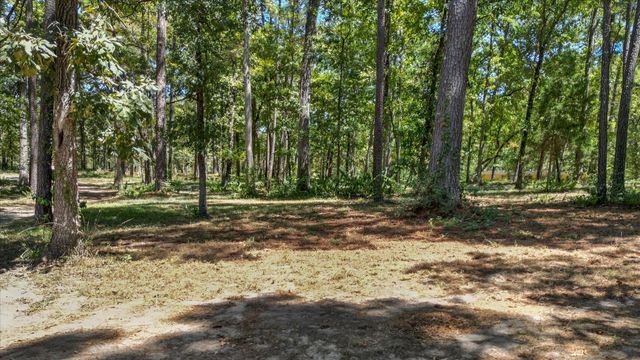 188 Camp Road, Trinity, TX 75862