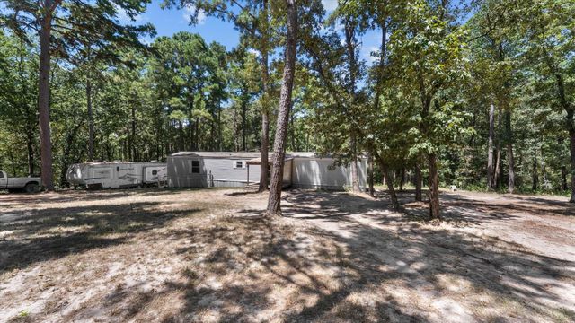 188 Camp Road, Trinity, TX 75862