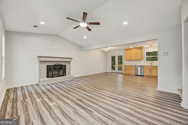 2690 Pine Log Way, Buford, GA 30519