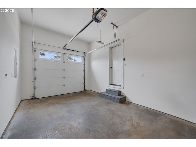 2954 Sw Coast, Lincoln City, OR 97367