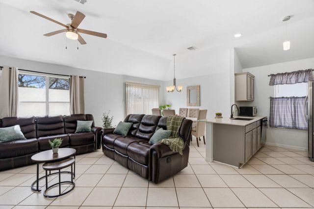 2403 Lendall LN, Austin, TX 78744