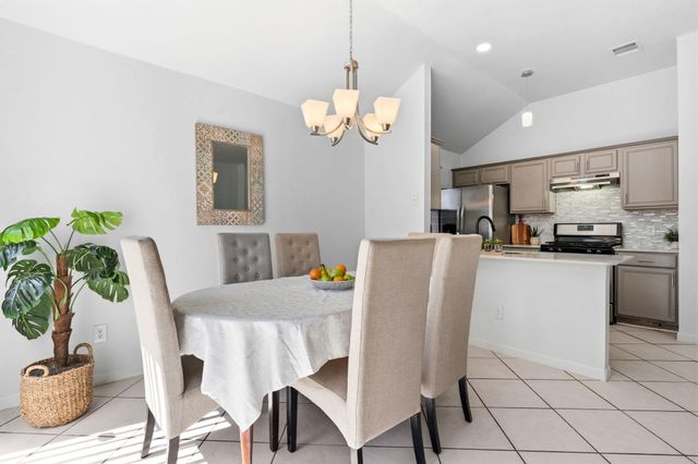 2403 Lendall LN, Austin, TX 78744