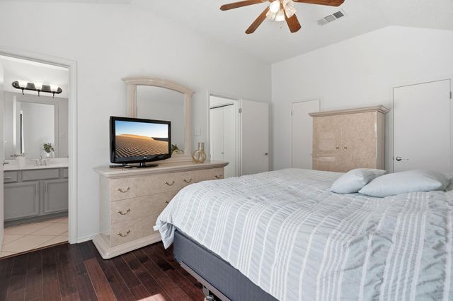 2403 Lendall LN, Austin, TX 78744