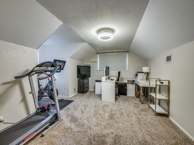 1205 Redbud Drive, Arlington, TX 76012
