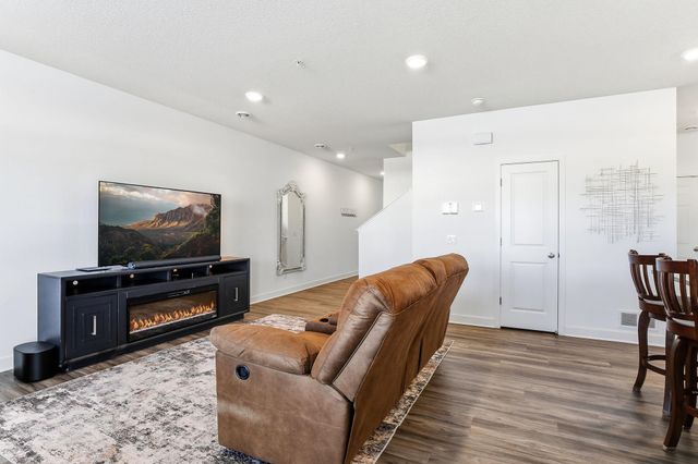 6538 Genevieve Trail S, Cottage Grove, MN 55016