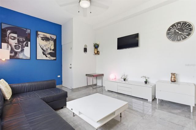 56 CALLE F KRUG CONDADO PH-2, San Juan, PR 00907