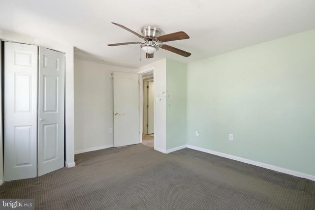 16 PEAR AVE, Browns Mills, NJ 08015