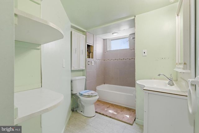 16 PEAR AVE, Browns Mills, NJ 08015