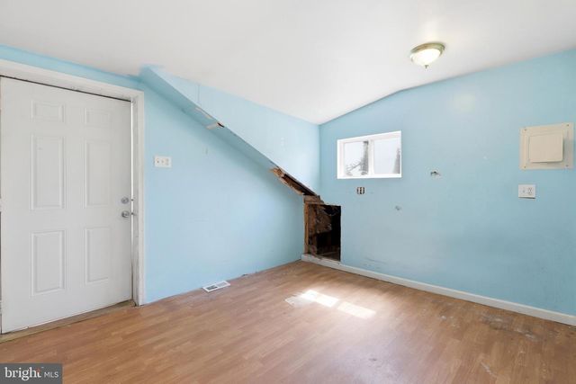 16 PEAR AVE, Browns Mills, NJ 08015
