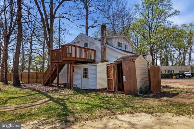 16 PEAR AVE, Browns Mills, NJ 08015