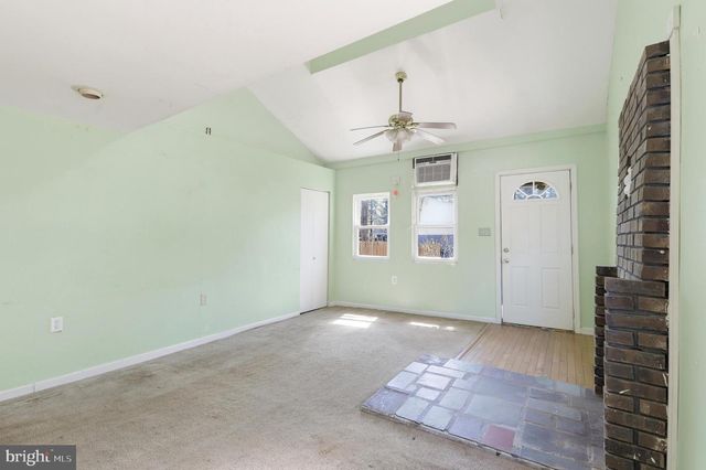 16 PEAR AVE, Browns Mills, NJ 08015