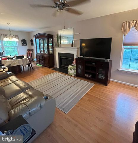 1125 LAFAYETTE ST, Williamstown, NJ 08094