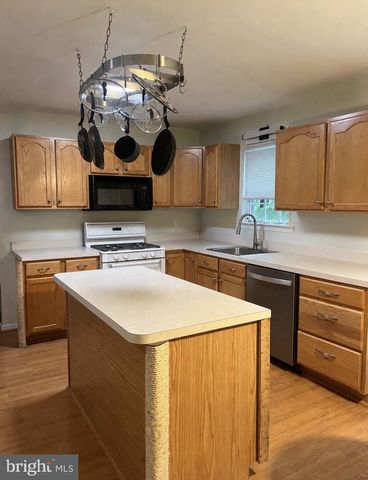 1125 LAFAYETTE ST, Williamstown, NJ 08094
