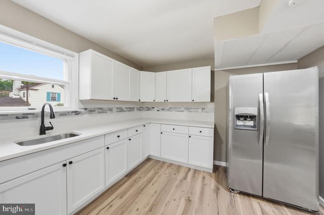 755 MAIN ST, Sewell, NJ 08080