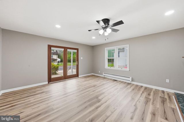 755 MAIN ST, Sewell, NJ 08080