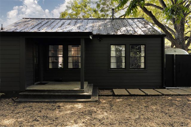 1404 Eva ST, Austin, TX 78704