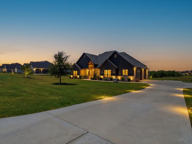 1115 Pioneer Crossing, Weatherford, TX 76088