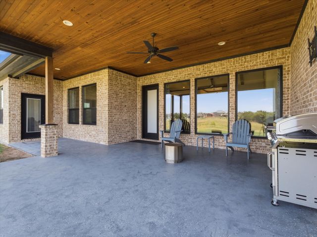 1115 Pioneer Crossing, Weatherford, TX 76088