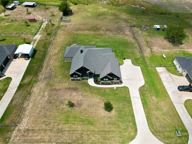 1115 Pioneer Crossing, Weatherford, TX 76088