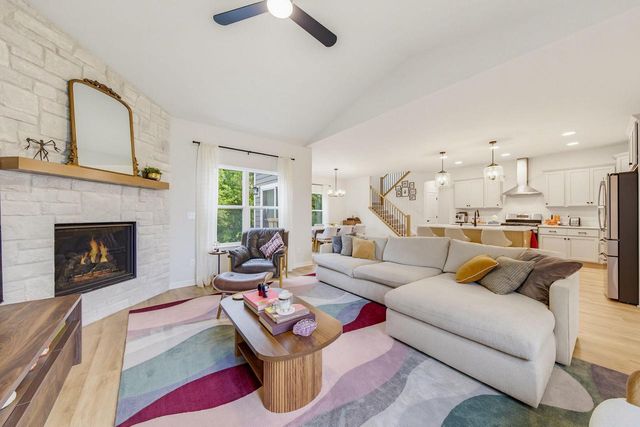N56W24051 Daisy COURT, Sussex, WI 53089