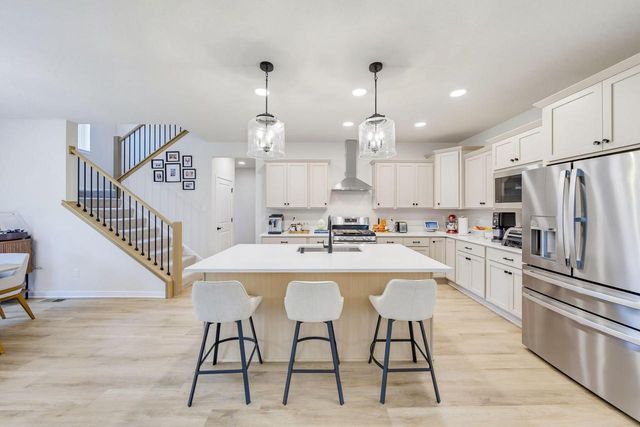 N56W24051 Daisy COURT, Sussex, WI 53089