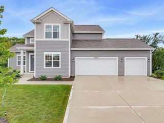 N56W24051 Daisy COURT, Sussex, WI 53089