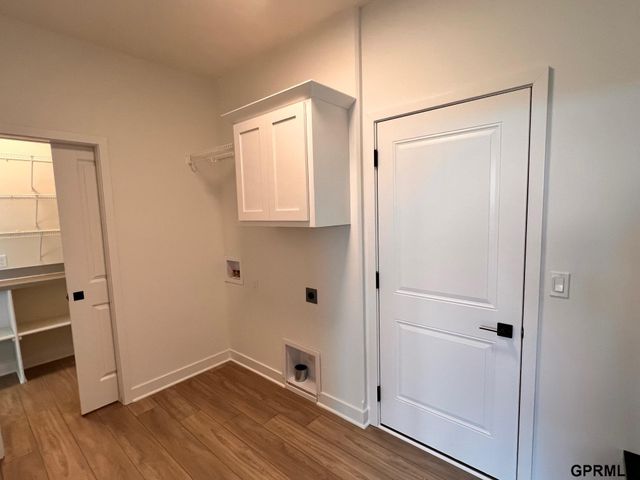 12105 Daniell Road, Bellevue, NE 68123