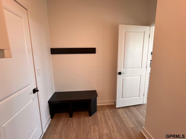 12105 Daniell Road, Bellevue, NE 68123