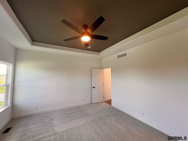 12105 Daniell Road, Bellevue, NE 68123