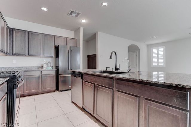 8040 Skye Falls Street, Las Vegas, NV 89166