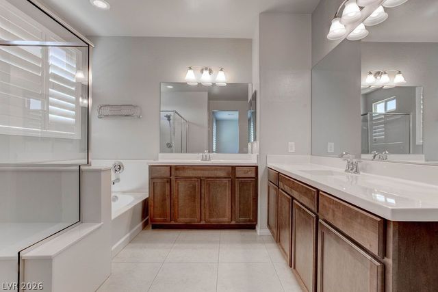 8040 Skye Falls Street, Las Vegas, NV 89166