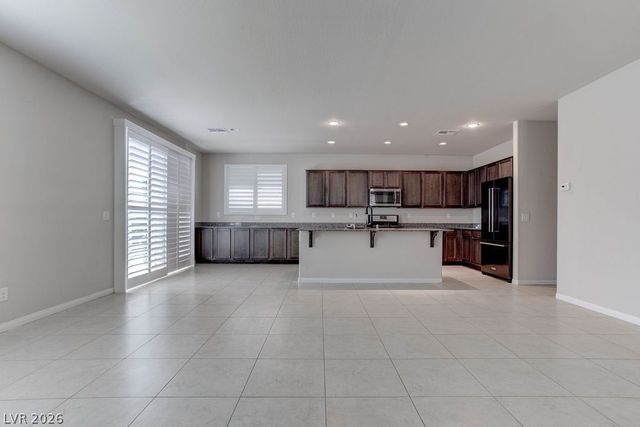 8040 Skye Falls Street, Las Vegas, NV 89166