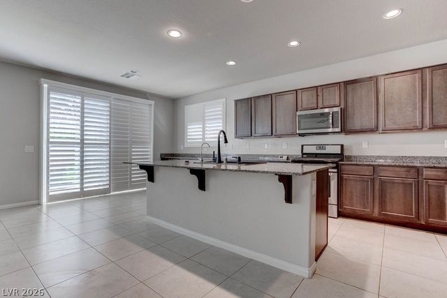 8040 Skye Falls Street, Las Vegas, NV 89166