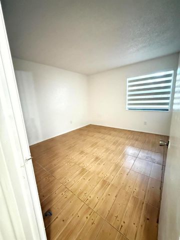 20015 NE 3rd Court 5, Miami, FL 33161