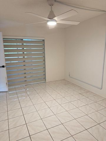 20015 NE 3rd Court 5, Miami, FL 33161