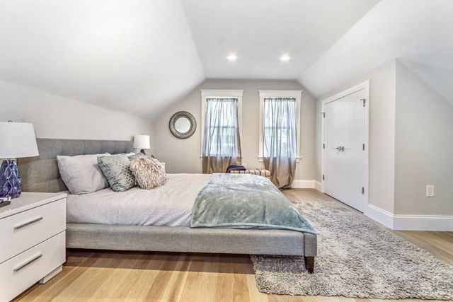 1025 Broadway 2, Somerville, MA 02144