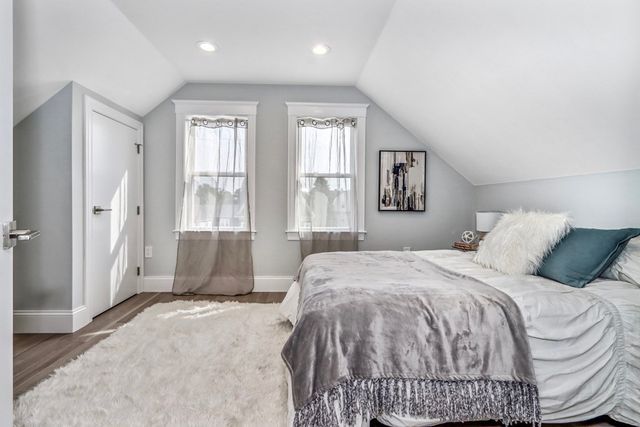 1025 Broadway 2, Somerville, MA 02144