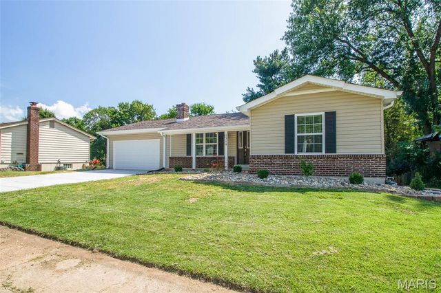 1358 Green Mist Drive, Fenton, MO 63026
