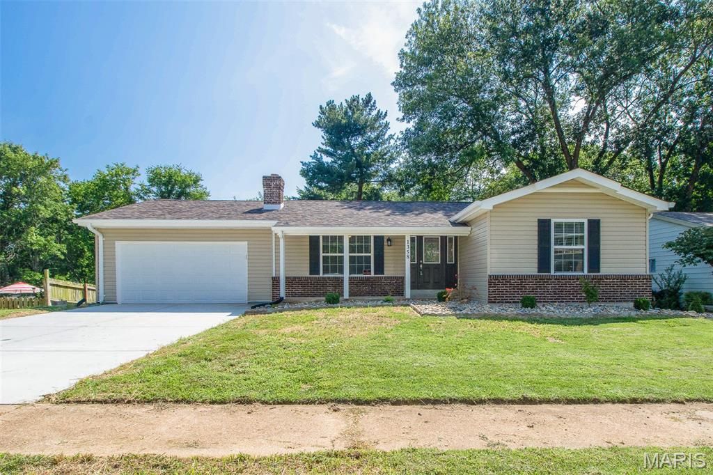 1358 Green Mist Drive, Fenton, MO 63026