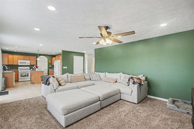 9479 Jack Pine Drive, West Olive, MI 49460